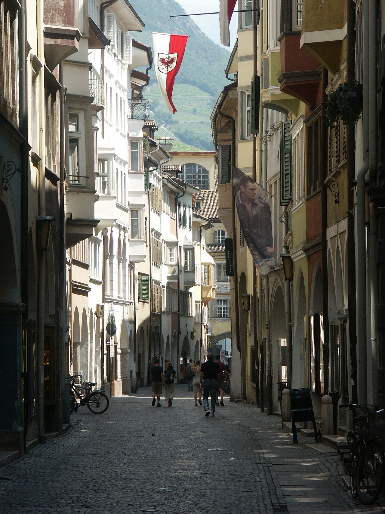 Die Laubengasse in der Bozner Altstadt